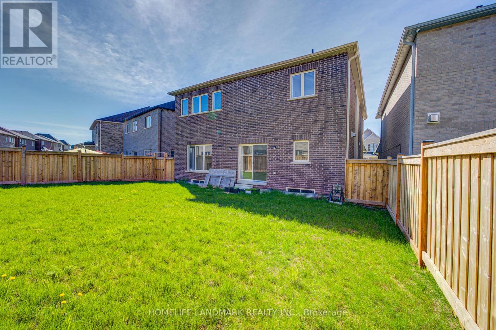 18 Kenneth Ross Crescent, East Gwillimbury, Ontario  L9N 0T7 - Photo 49 - N13138780