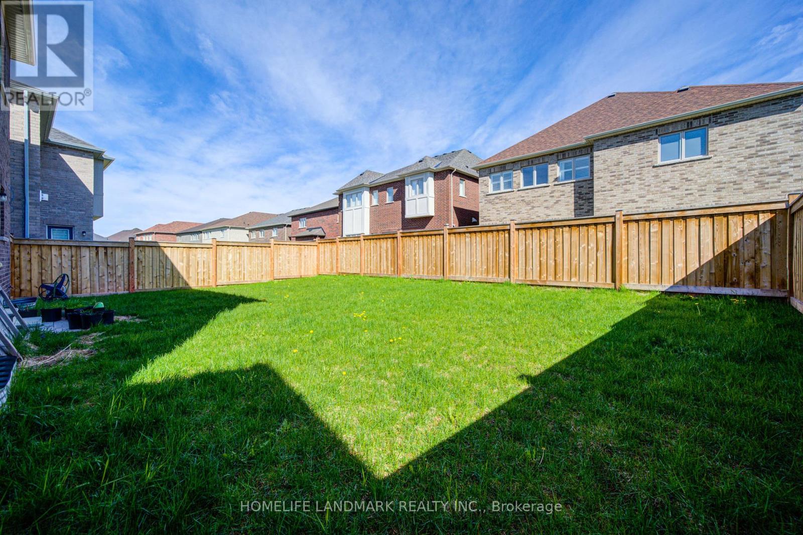 18 Kenneth Ross Crescent, East Gwillimbury, Ontario  L9N 0T7 - Photo 50 - N13138780