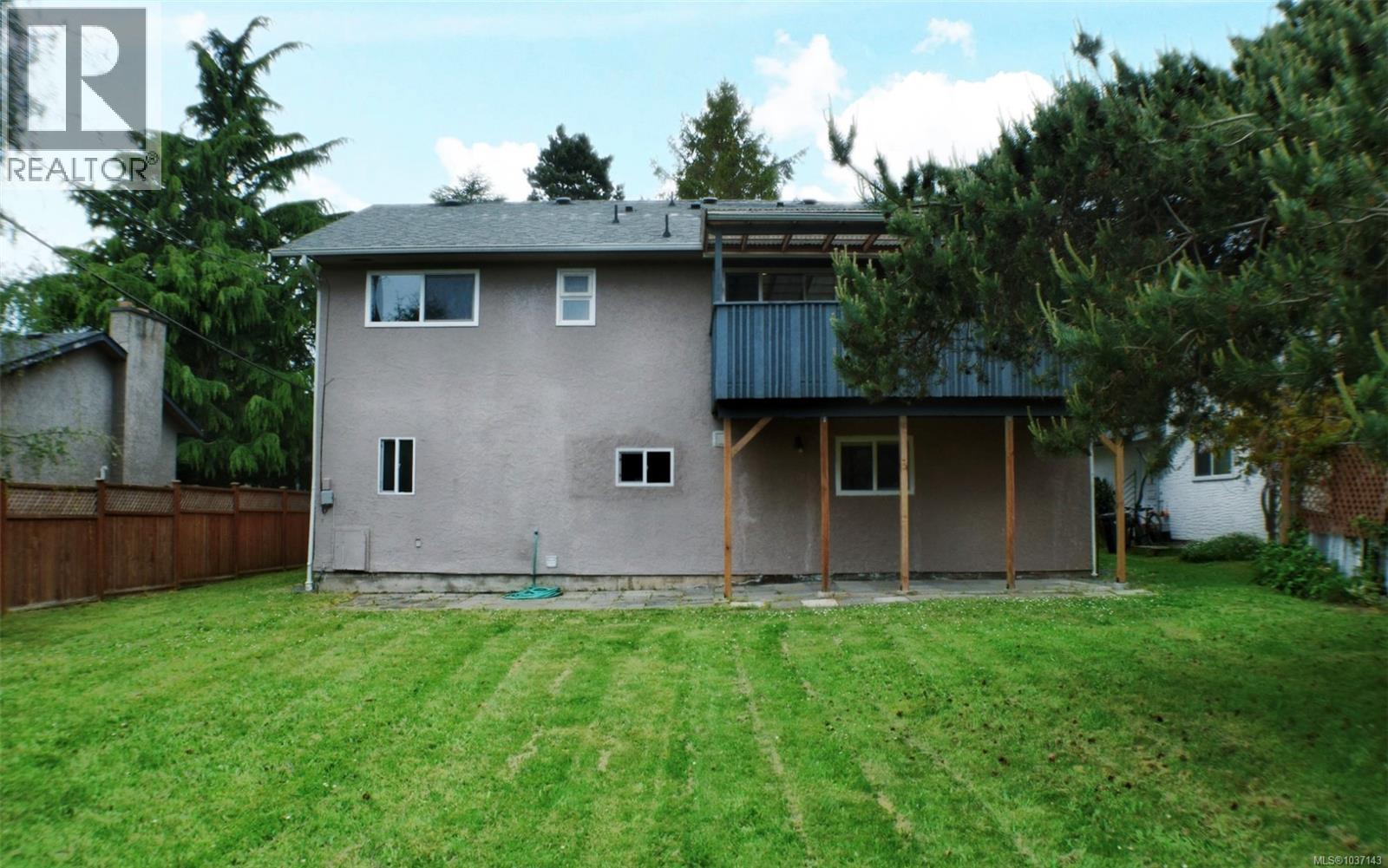 1825 Fairhurst Ave, Saanich, British Columbia  V8N 1P5 - Photo 31 - 1037143
