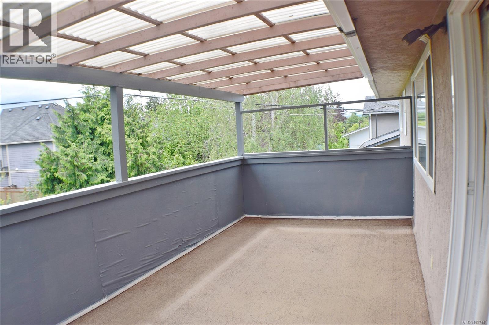 1825 Fairhurst Ave, Saanich, British Columbia  V8N 1P5 - Photo 8 - 1037143