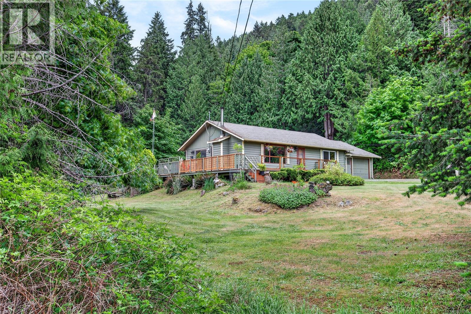 165 Pallot Way, Salt Spring, British Columbia  V8K 2N5 - Photo 2 - 1036715
