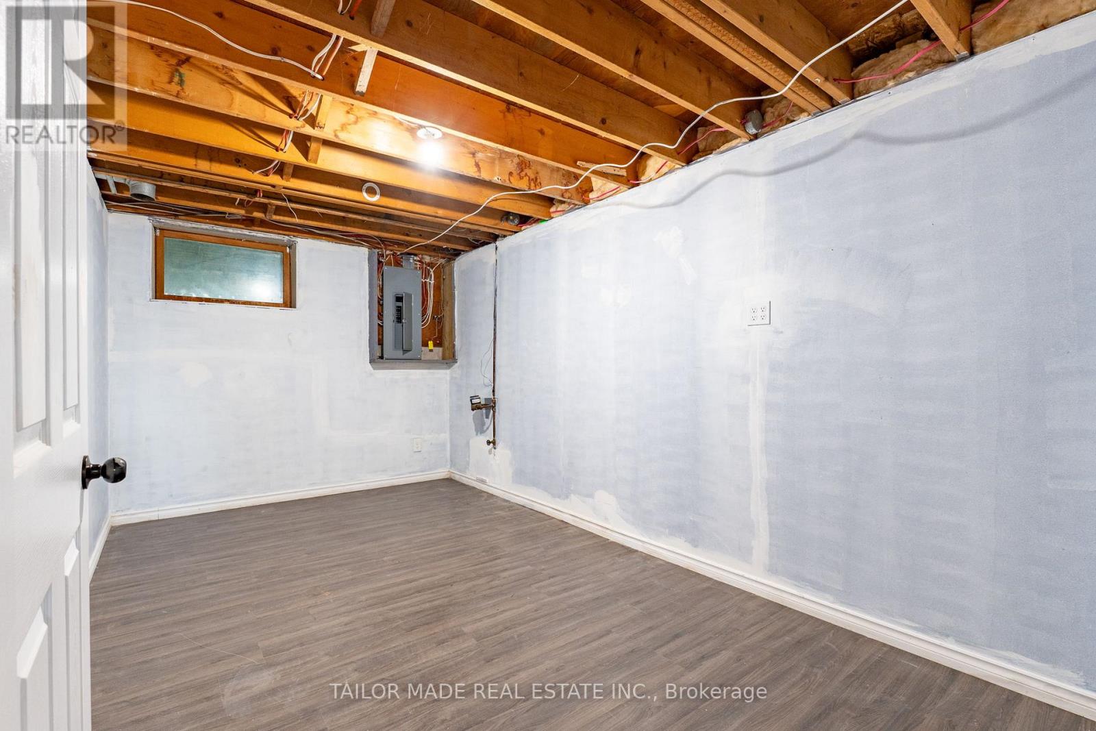 61 George Street, Clearview (Creemore), Ontario  L0M 1G0 - Photo 33 - S13138846