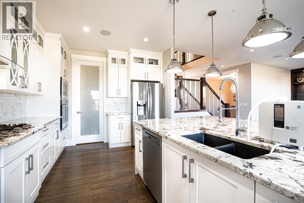 321 Kinniburgh Cove, Chestermere, Alberta  T1X 0P4 - Photo 8 - A2292508