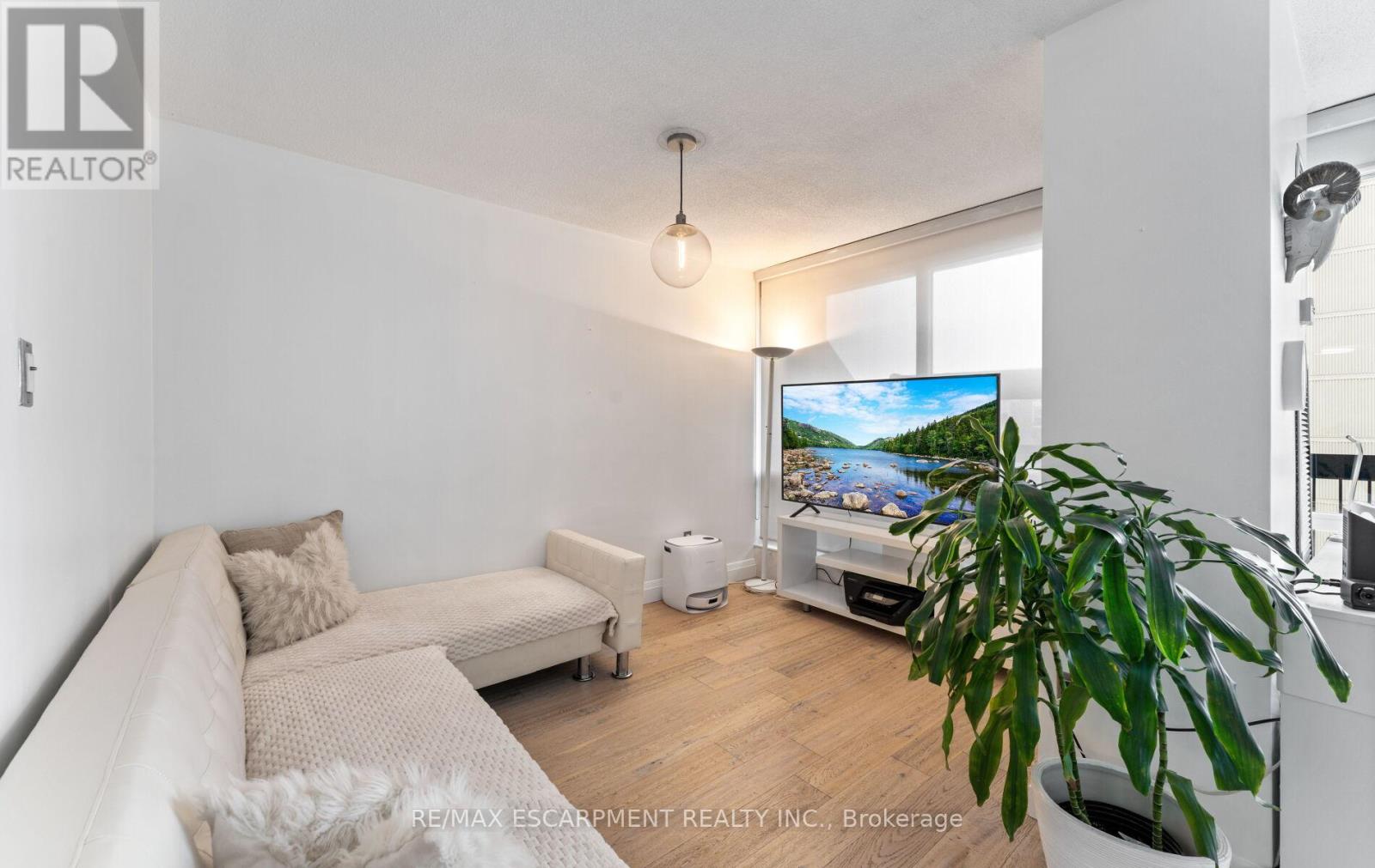 308c - 2 Valhalla Inn Road, Toronto, Ontario  M9B 6C3 - Photo 13 - W13138774