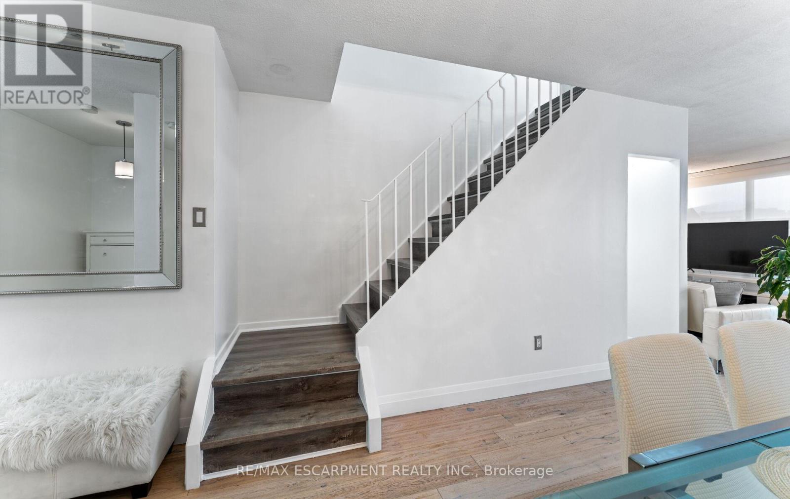 308c - 2 Valhalla Inn Road, Toronto, Ontario  M9B 6C3 - Photo 23 - W13138774
