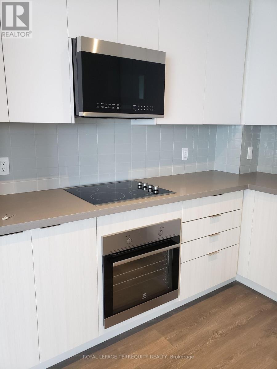 1808 - 297 Oak Walk Drive, Oakville, Ontario  L6H 3R6 - Photo 12 - W13138798