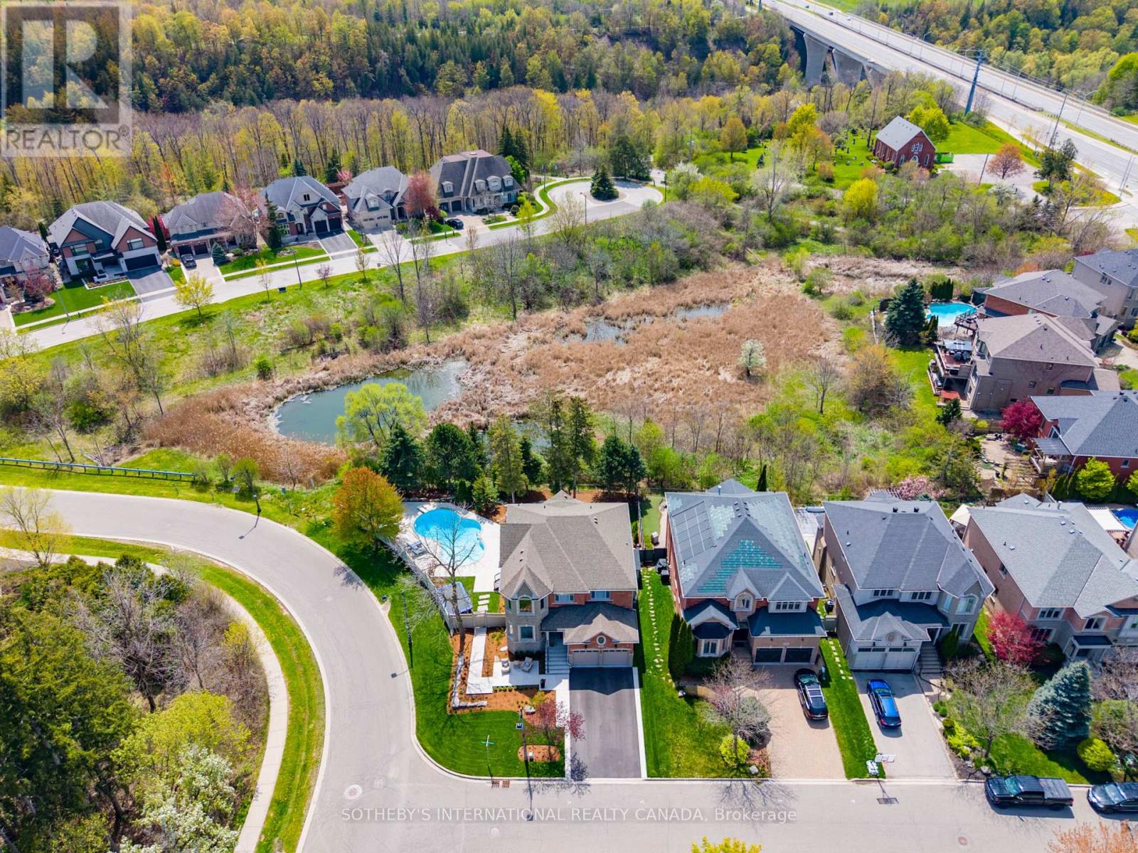 2432 Upper Valley Crescent, Oakville, Ontario  L6H 7P2 - Photo 48 - W13138820