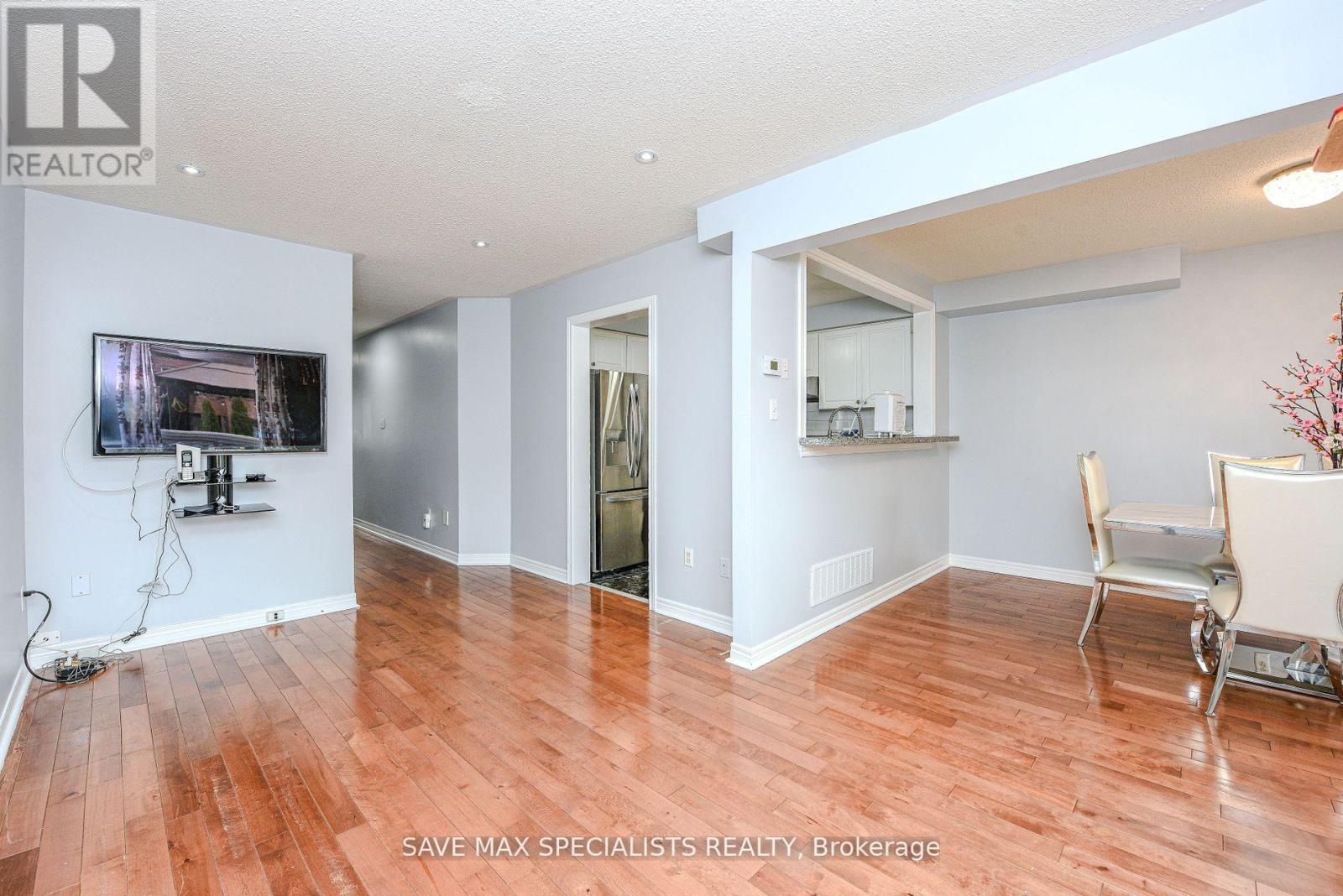 622 Lumberton Crescent, Mississauga, Ontario  L4Z 3Z5 - Photo 14 - W13138830