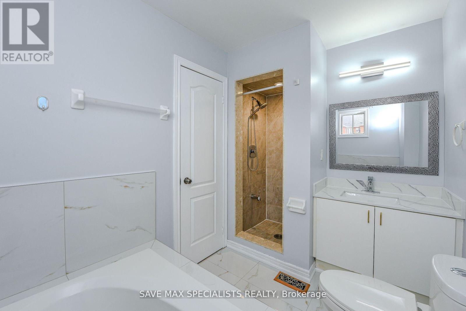 622 Lumberton Crescent, Mississauga, Ontario  L4Z 3Z5 - Photo 37 - W13138830