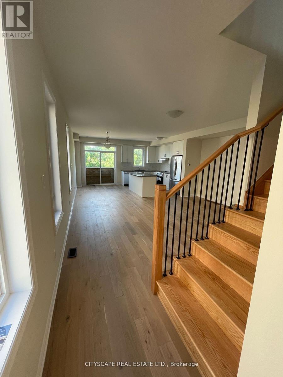 1392 Almonte Drive, Burlington, Ontario  L7P 3E3 - Photo 9 - W13138840