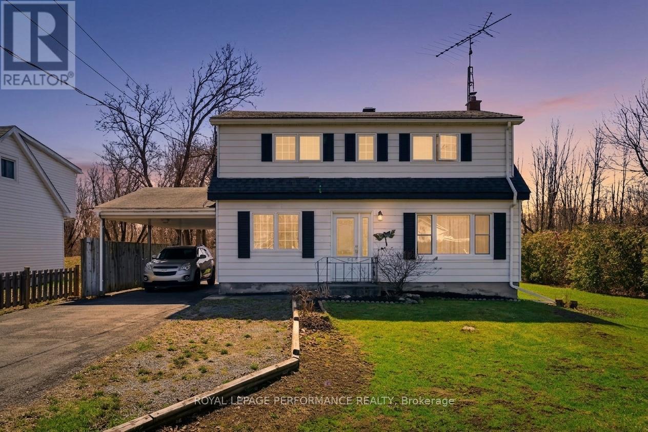 17370 HEADLINE ROAD, South Stormont, Ontario