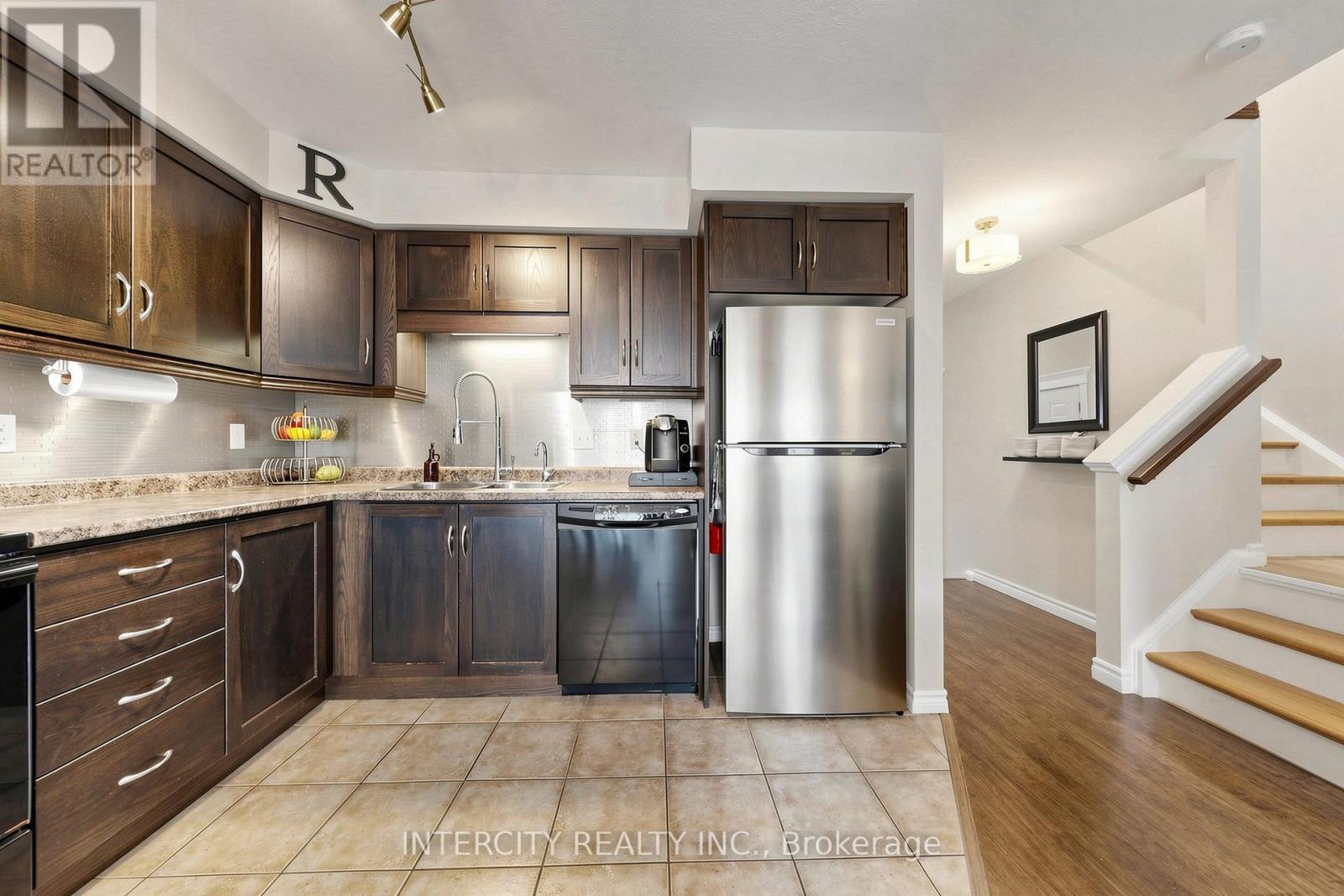 70 Edwards Street, Guelph, Ontario  N1E 0H7 - Photo 8 - X13138790