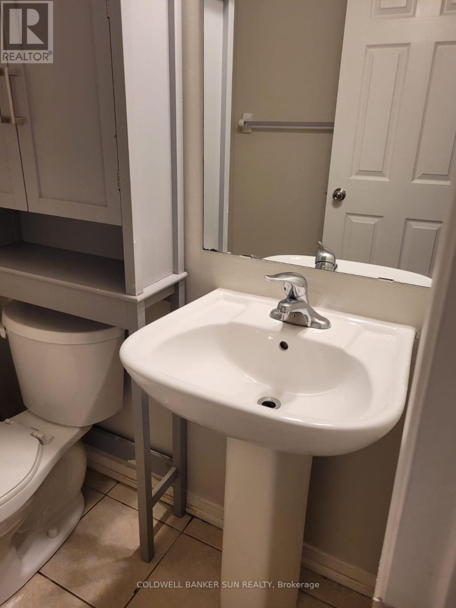 53 Pentonville Road, Brampton, Ontario  L6R 3R7 - Photo 13 - W13135250