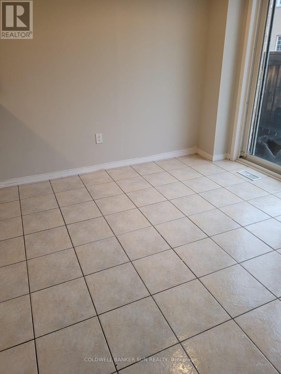 53 Pentonville Road, Brampton, Ontario  L6R 3R7 - Photo 8 - W13135250