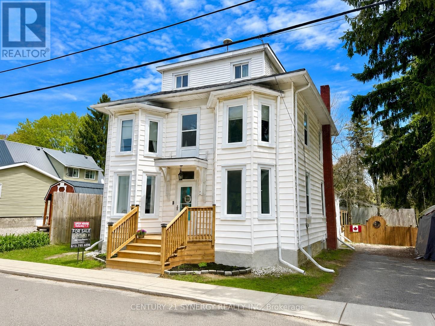 3 Reid Street, Athens, Ontario  K0E 1B0 - Photo 3 - X12872758