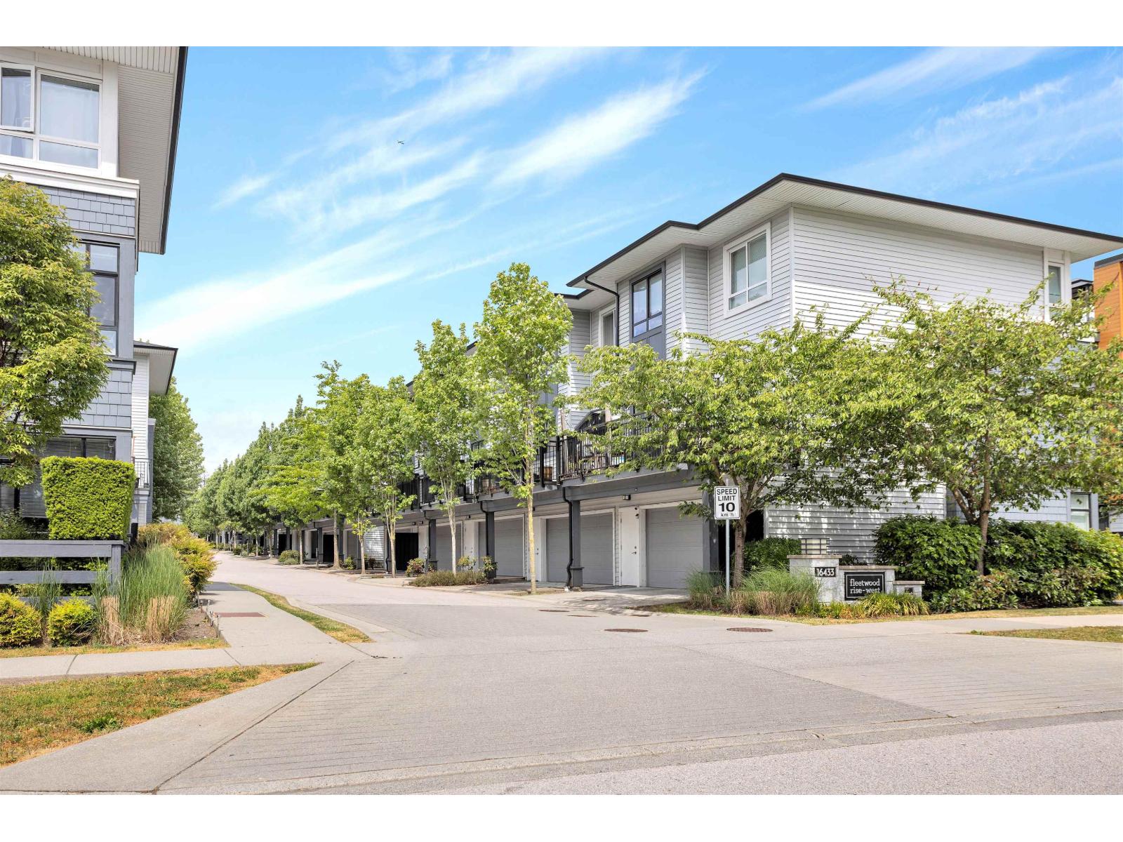 503 16433 Watson Drive, Surrey, British Columbia  V4N 6R9 - Photo 3 - R3124529
