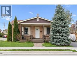 27 ROSEVIEW Avenue, Cambridge, Ontario