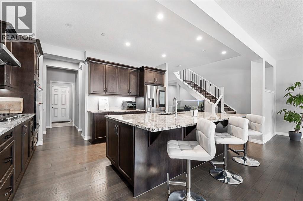 308 Lucas Way NW, Calgary, Alberta  T3P 0R5 - Photo 7 - A2306590