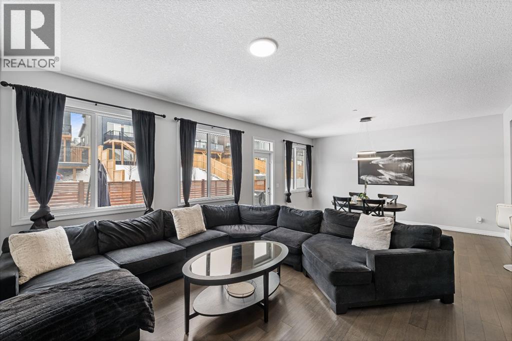 308 Lucas Way NW, Calgary, Alberta  T3P 0R5 - Photo 20 - A2306590