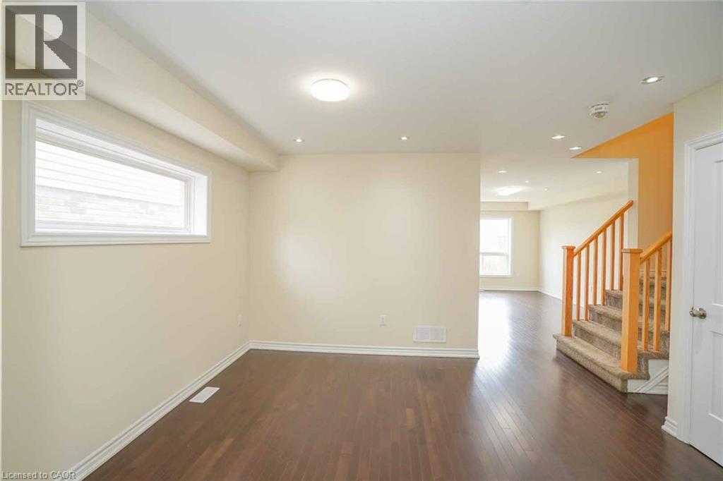 454 Starwood Drive, Guelph, Ontario  N1E 0L6 - Photo 4 - 40828402