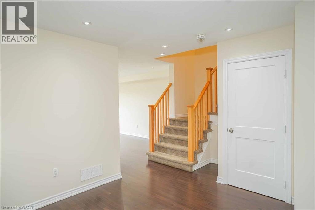 454 Starwood Drive, Guelph, Ontario  N1E 0L6 - Photo 7 - 40828402