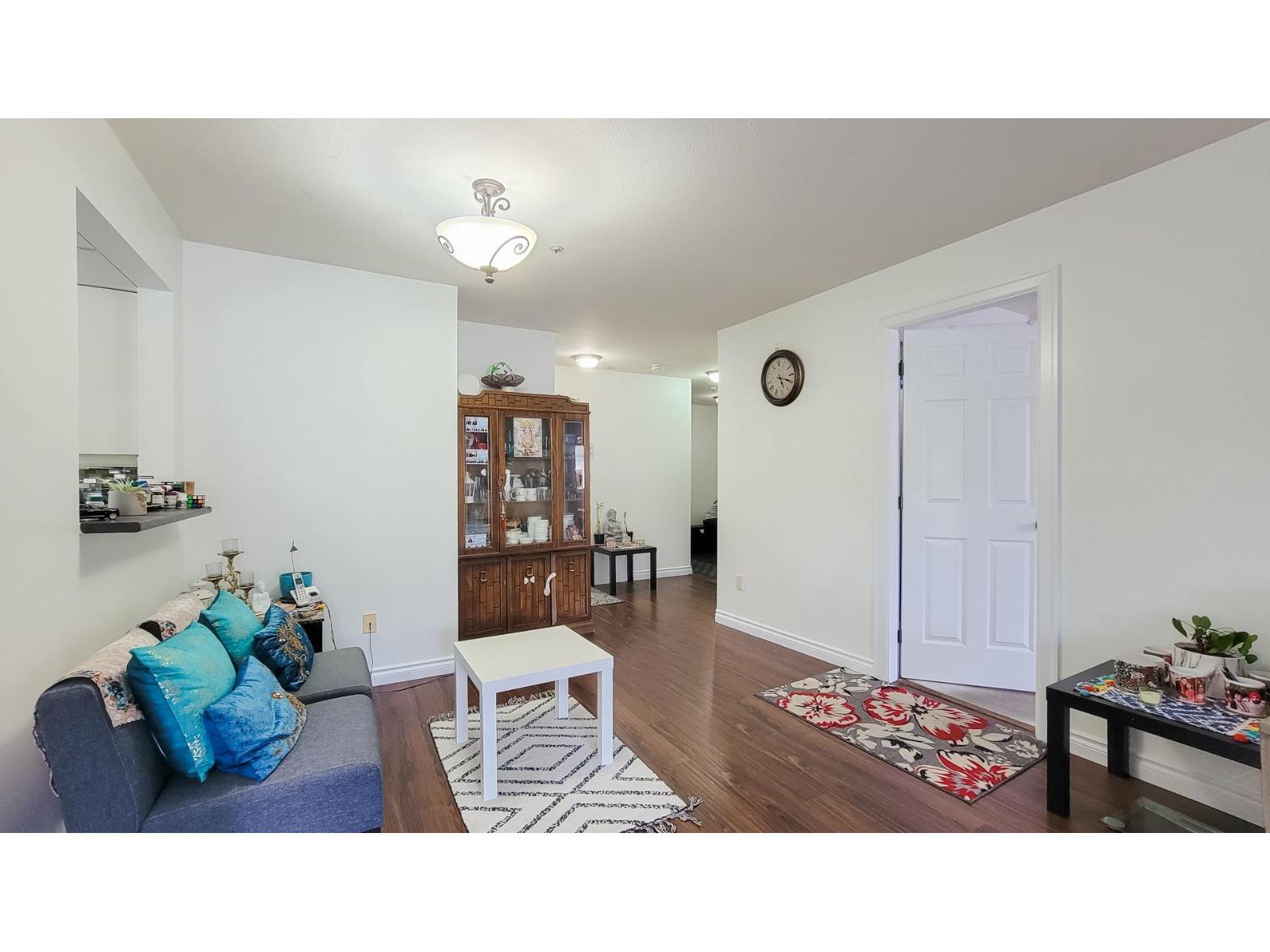 303 12769 72 Avenue, Surrey, British Columbia  V3W 2M7 - Photo 8 - R3079332