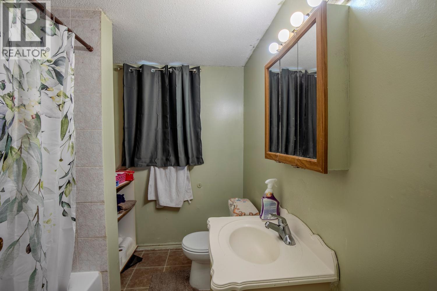 8520 Rosedene Court, Richmond, British Columbia V7A 2P9 - Photo 23 - R3123442