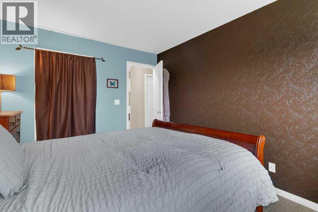 52 Strathclair Rise SW, Calgary, Alberta  T3H 1G4 - Photo 15 - A2311545