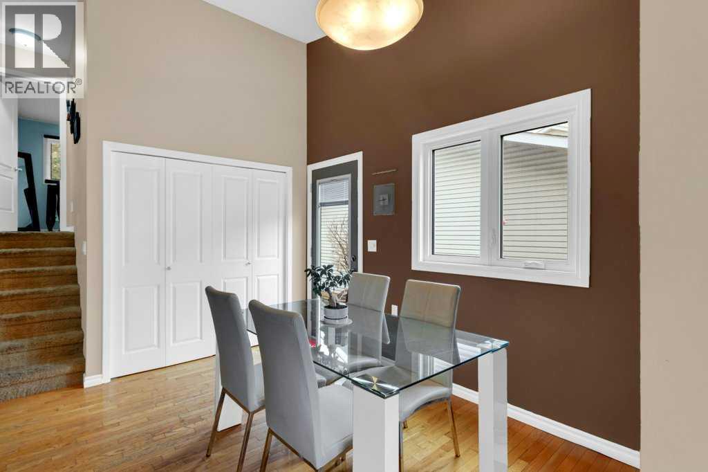 52 Strathclair Rise SW, Calgary, Alberta  T3H 1G4 - Photo 6 - A2311545