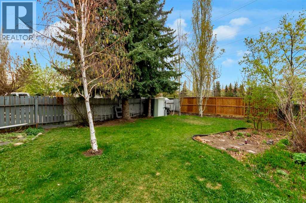 52 Strathclair Rise SW, Calgary, Alberta  T3H 1G4 - Photo 27 - A2311545