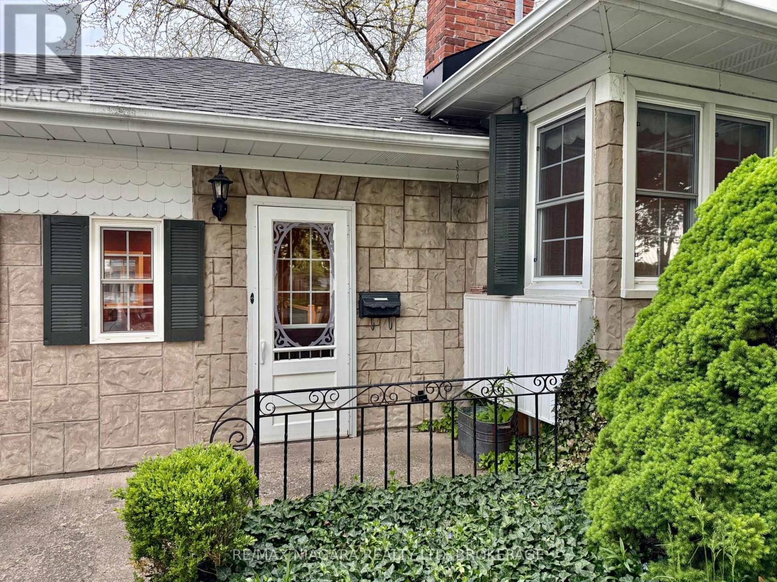 LOWER - 39 MAPLEWOOD DRIVE, St. Catharines, Ontario
