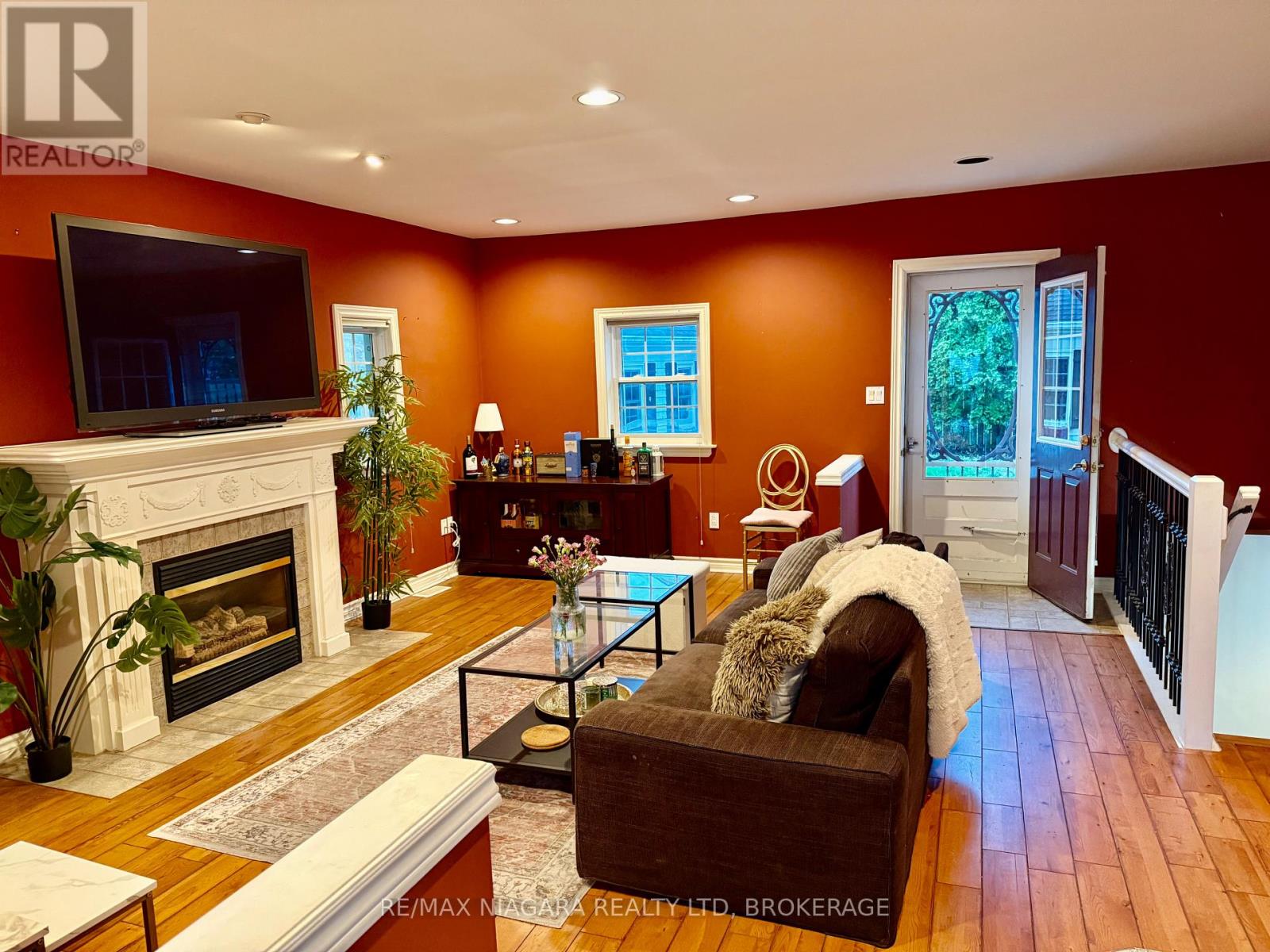 Lower - 39 Maplewood Drive, St. Catharines, Ontario  L2M 3P1 - Photo 2 - X13105506