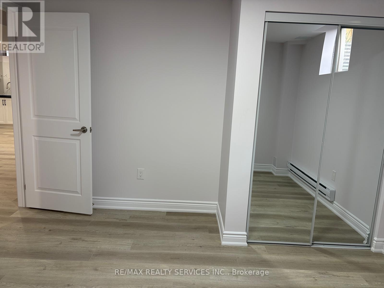 32 Fruitful Crescent, Whitby, Ontario  L1P 0N3 - Photo 8 - E13138880