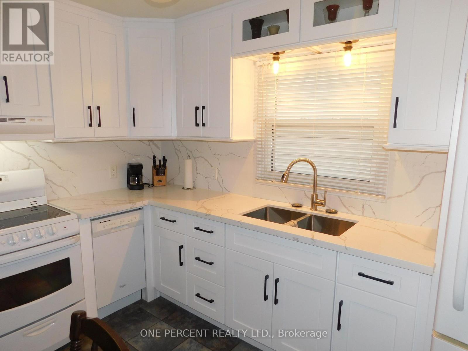 625 Tate Avenue, Hamilton, Ontario  L8H 6L4 - Photo 4 - X13138804