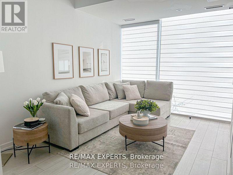 Th05 - 9 Buttermill Avenue, Vaughan, Ontario  L4K 0M5 - Photo 17 - N13138886