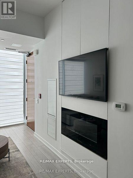 Th05 - 9 Buttermill Avenue, Vaughan, Ontario  L4K 0M5 - Photo 20 - N13138886