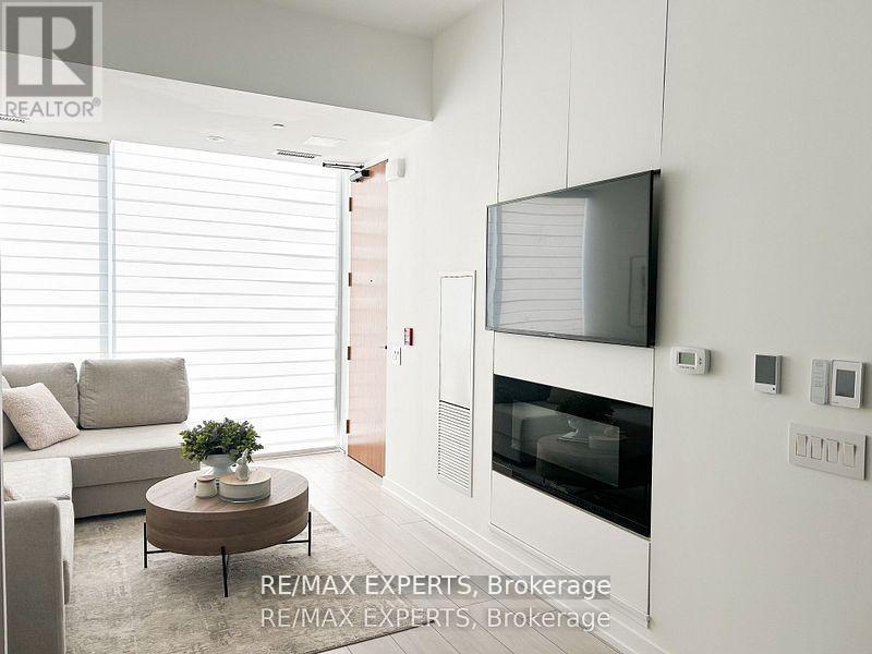 Th05 - 9 Buttermill Avenue, Vaughan, Ontario  L4K 0M5 - Photo 21 - N13138886
