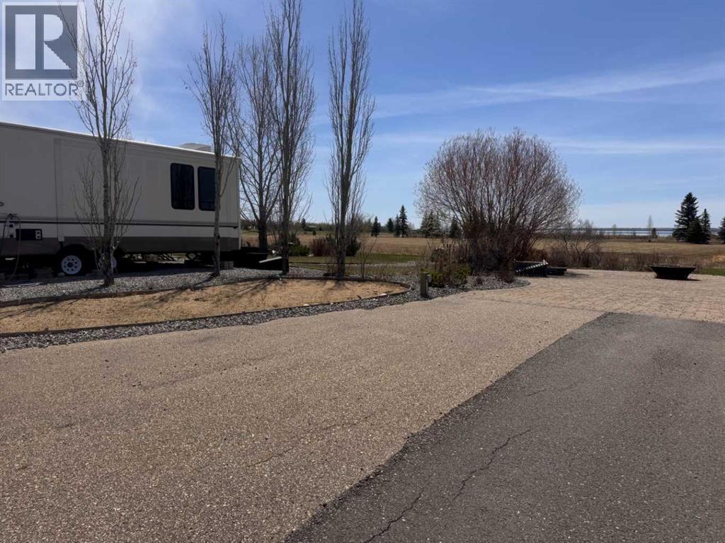 202a 10046 Township Road, Rural Ponoka County, Alberta  T0C 2J0 - Photo 4 - A2286027