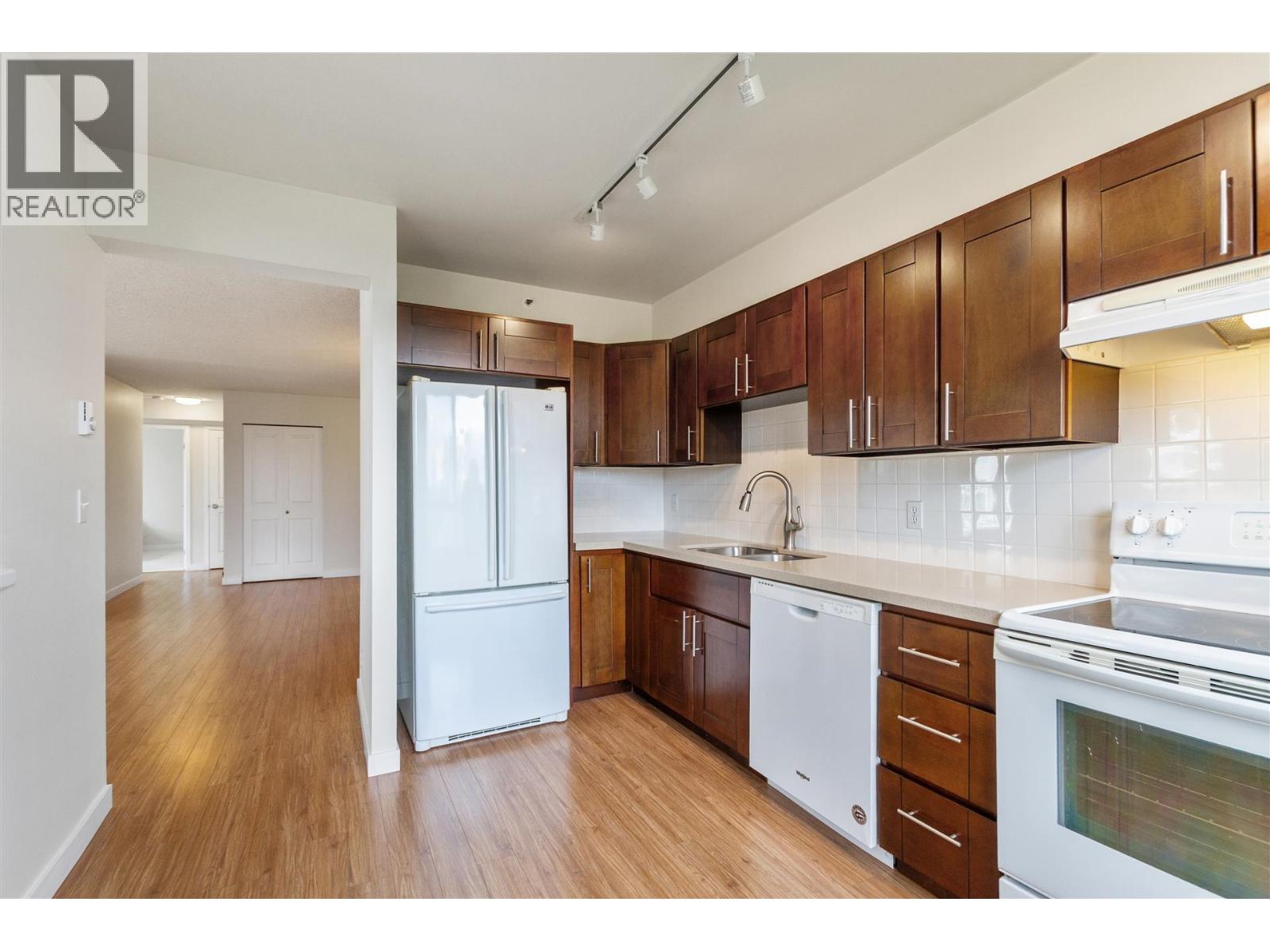 1802 551 Austin Avenue, Coquitlam, British Columbia  V3K 6R7 - Photo 7 - R3103823
