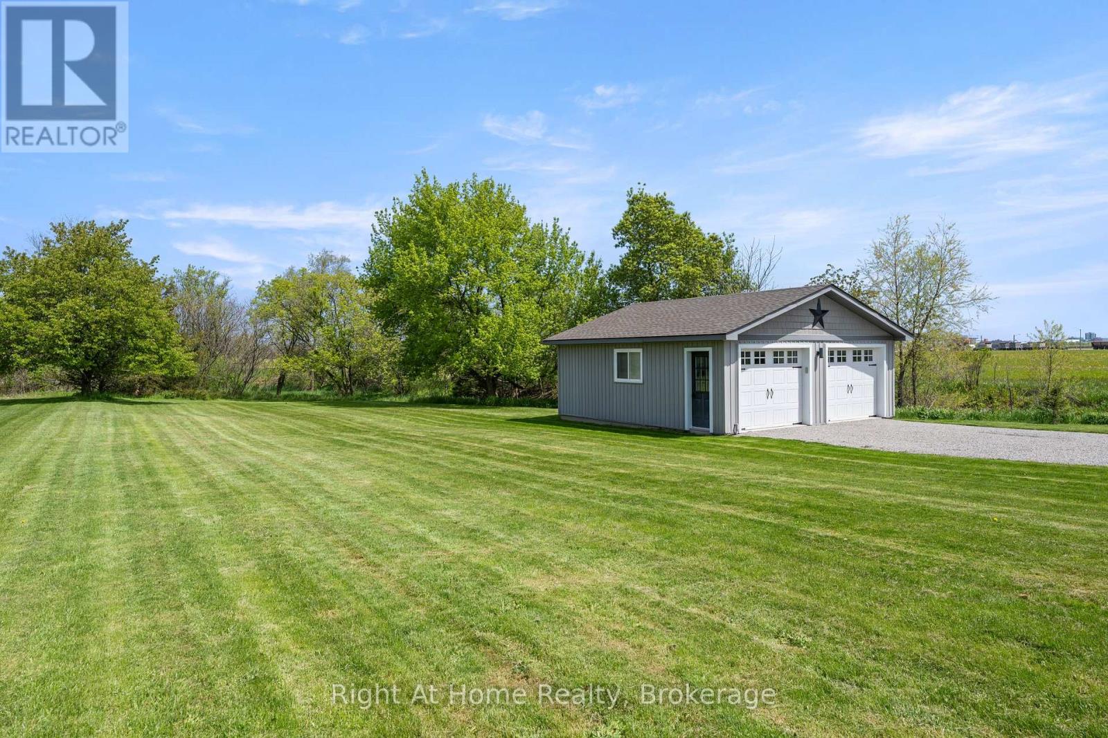 1483 Fifth Ave Louth, St. Catharines, Ontario  L2R 6P7 - Photo 38 - X13131000