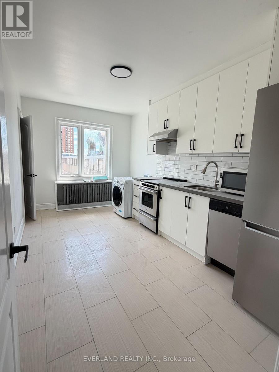 2nd Floor - 247 Belgravia Avenue, Toronto, Ontario  M6E 2M9 - Photo 1 - W13138868