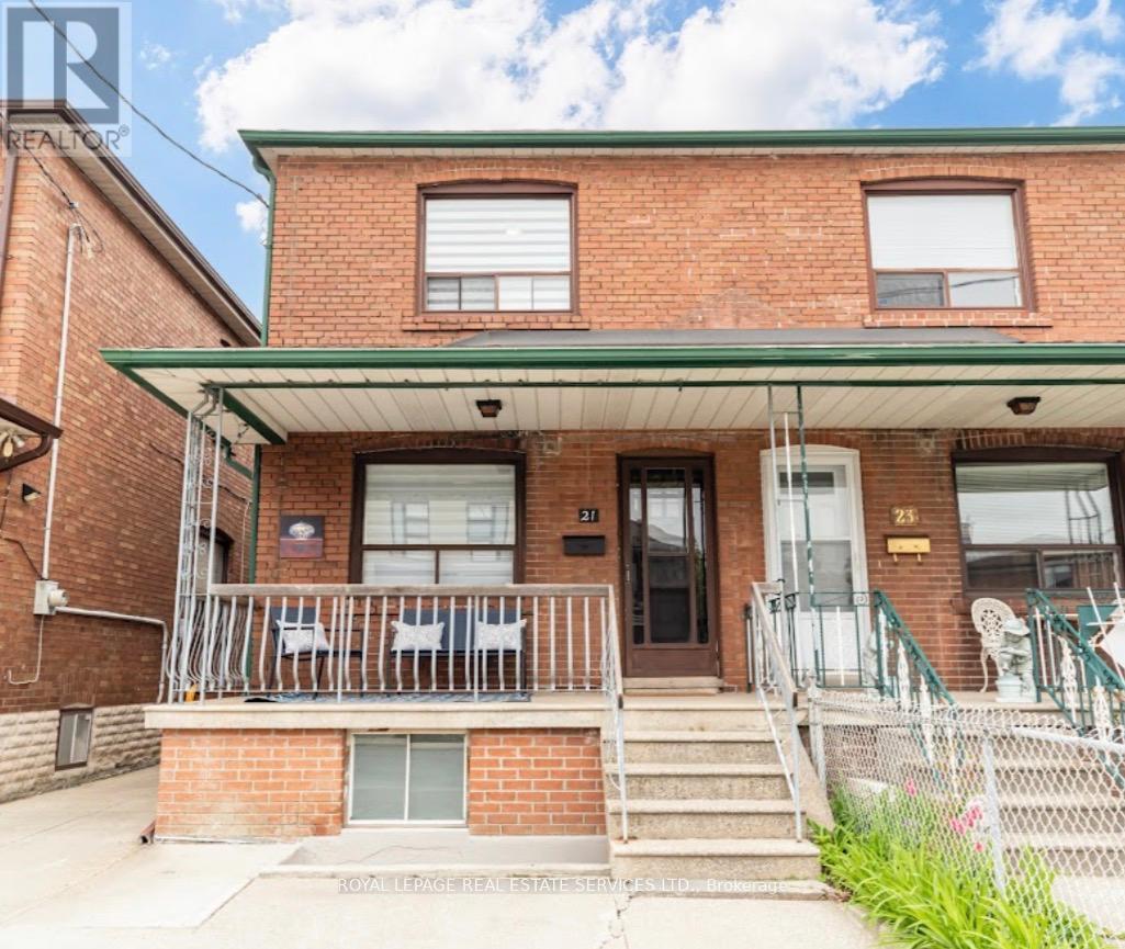 21 HATHERLEY ROAD, Toronto, Ontario
