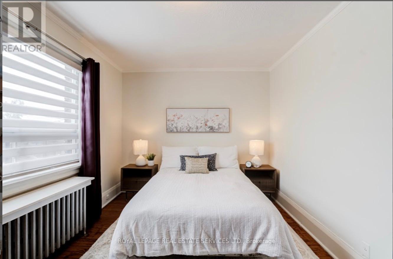 21 Hatherley Road, Toronto, Ontario  M6E 1V8 - Photo 16 - W13138888