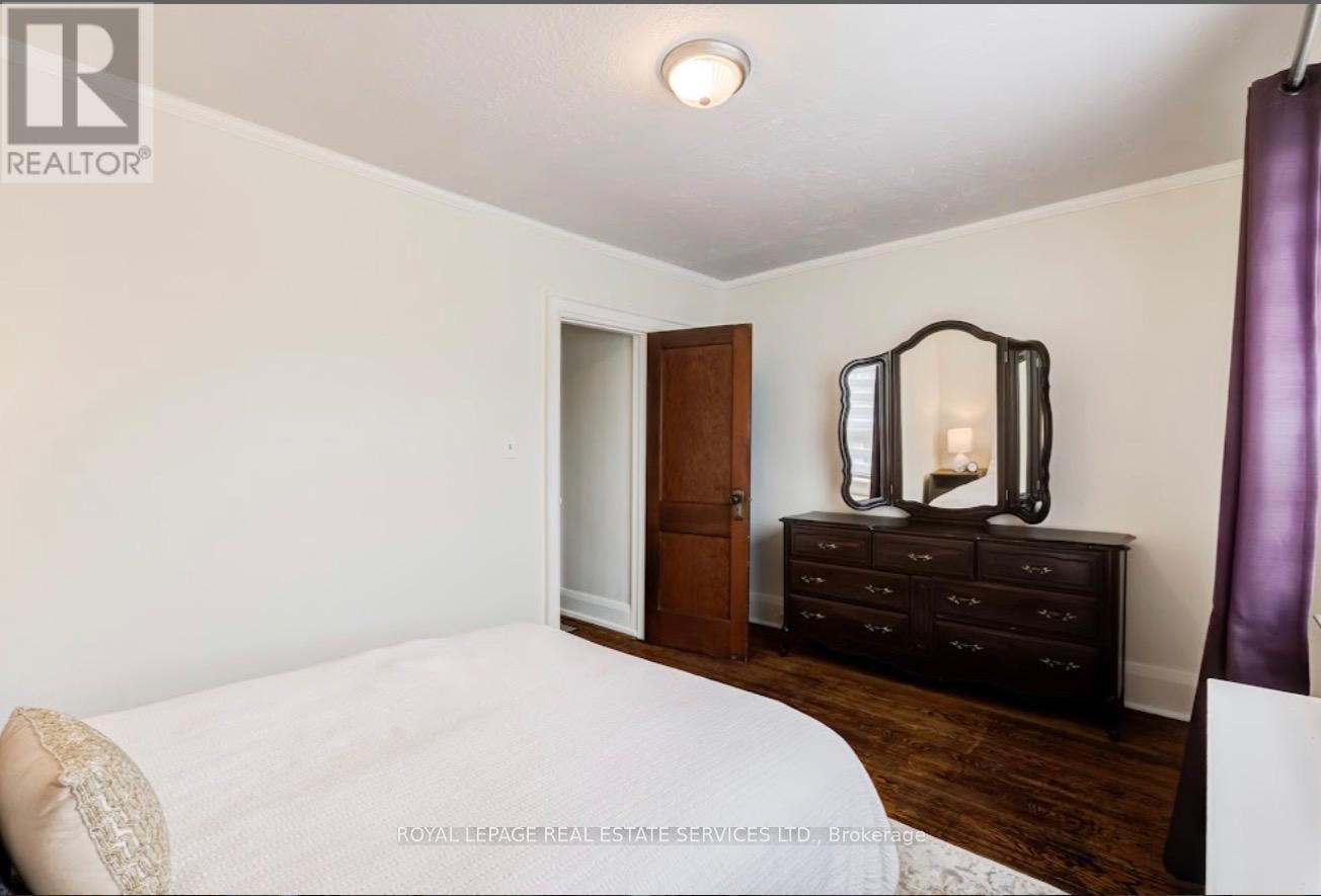 21 Hatherley Road, Toronto, Ontario  M6E 1V8 - Photo 18 - W13138888