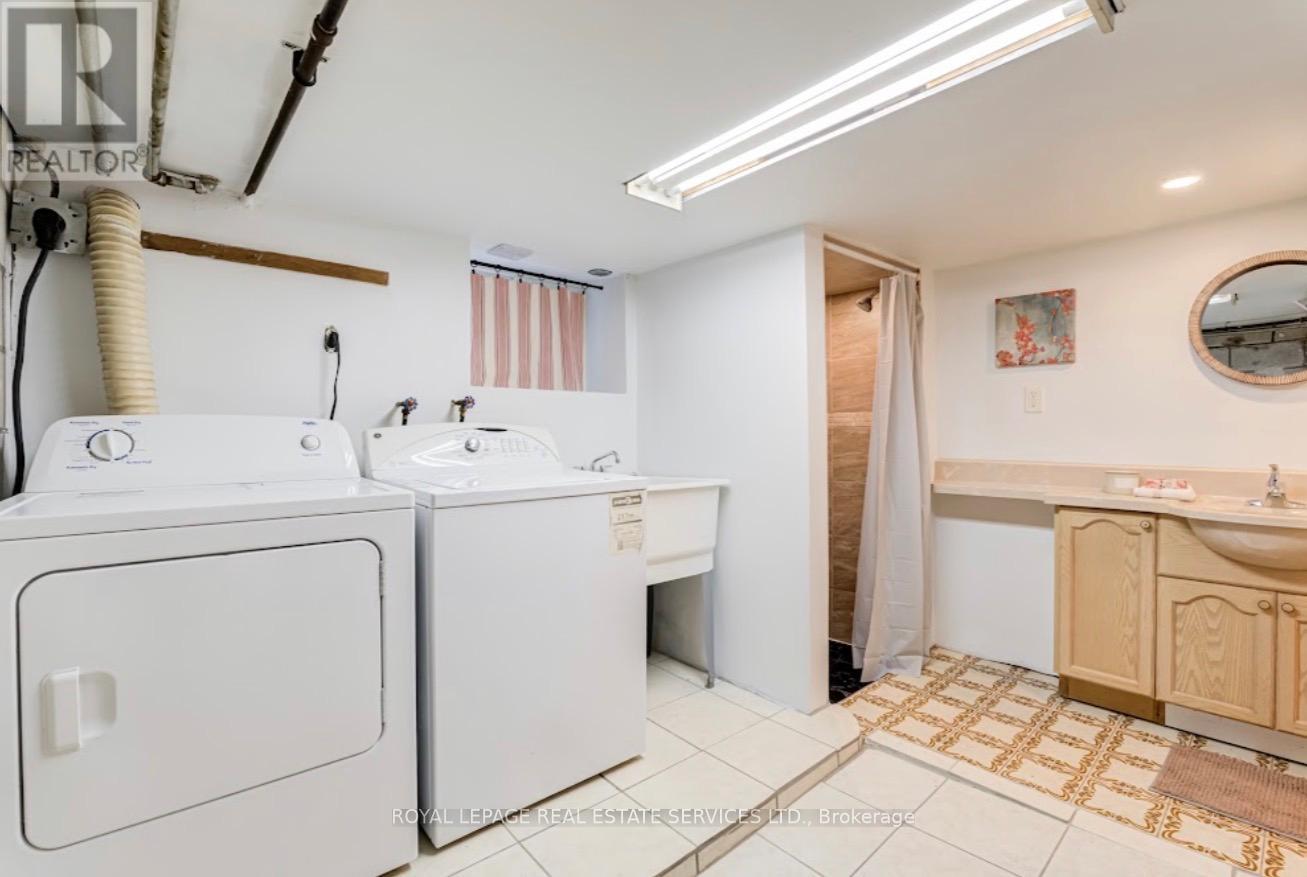 21 Hatherley Road, Toronto, Ontario  M6E 1V8 - Photo 26 - W13138888