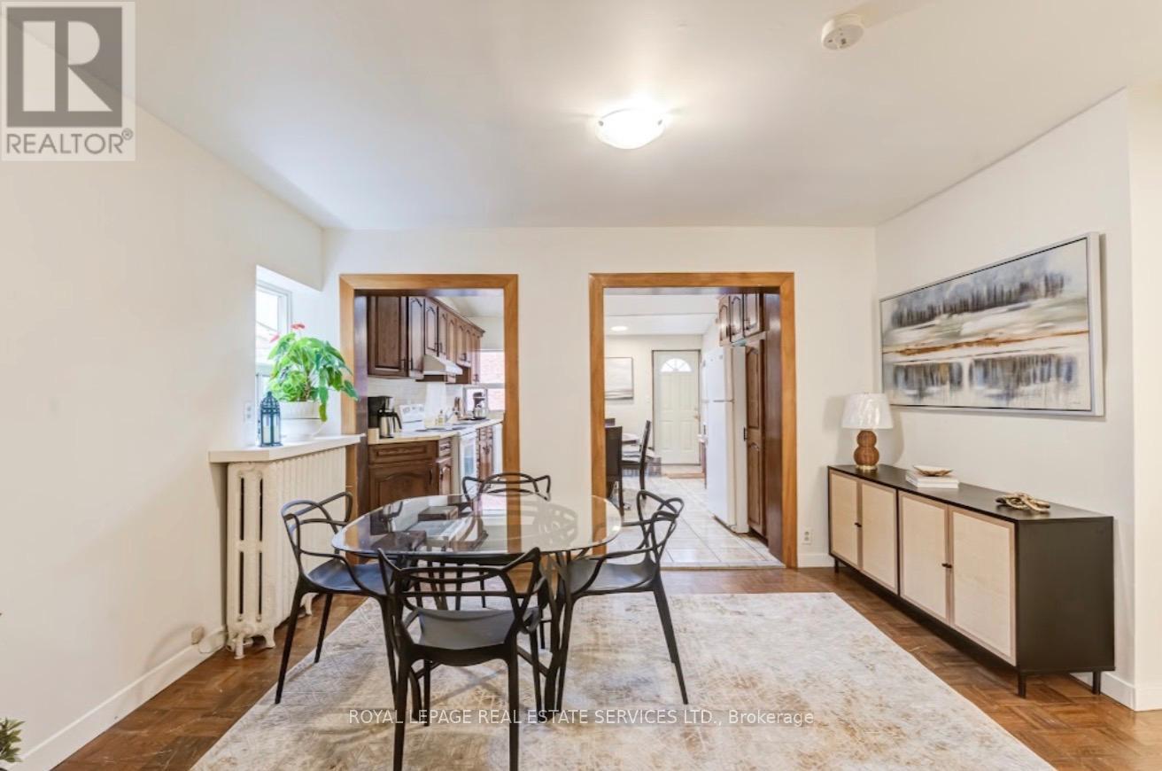 21 Hatherley Road, Toronto, Ontario  M6E 1V8 - Photo 9 - W13138888