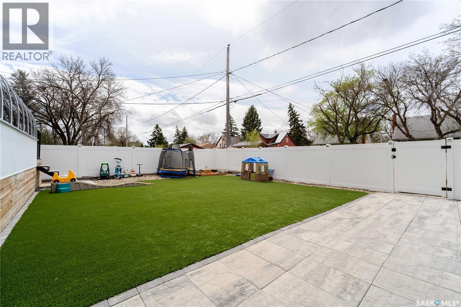 1054 Monk Avenue, Moose Jaw, Saskatchewan  S6H 4E4 - Photo 39 - SK036231