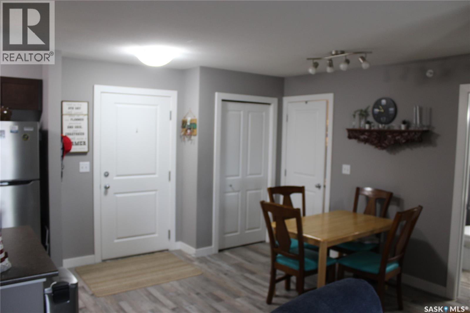 404 820 5th Street Ne, Weyburn, Saskatchewan  S4H 2V2 - Photo 5 - SK036183