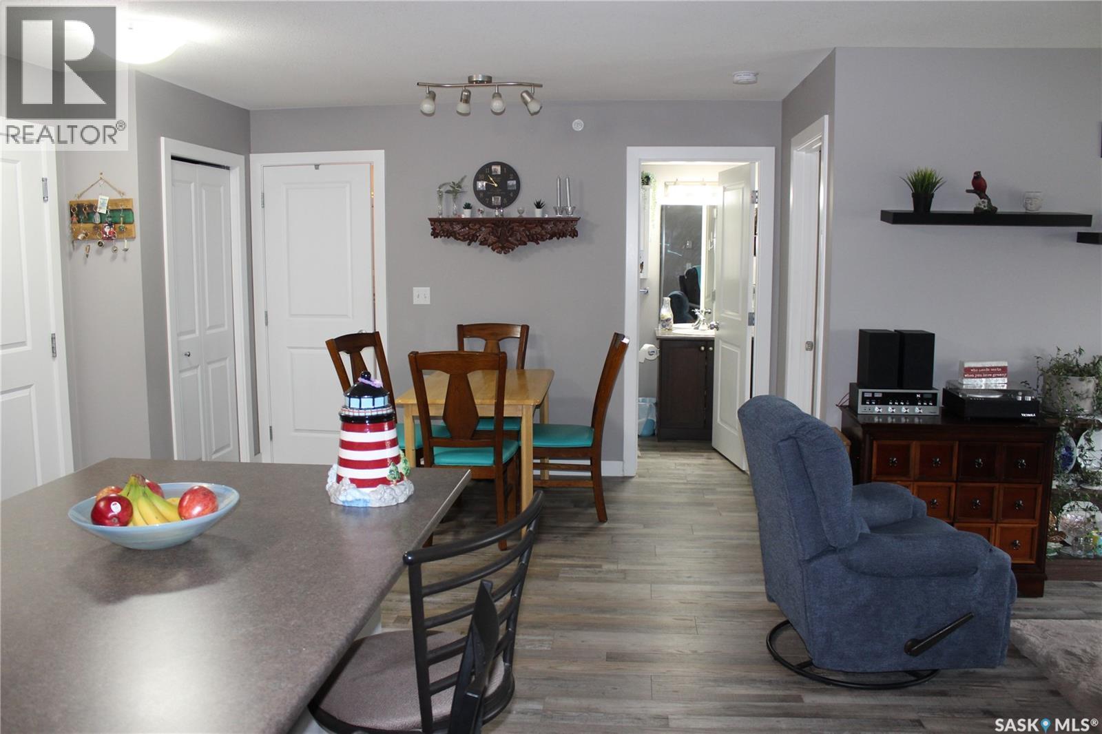 404 820 5th Street Ne, Weyburn, Saskatchewan  S4H 2V2 - Photo 6 - SK036183