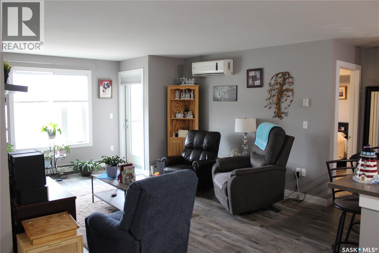 404 820 5th Street Ne, Weyburn, Saskatchewan  S4H 2V2 - Photo 8 - SK036183